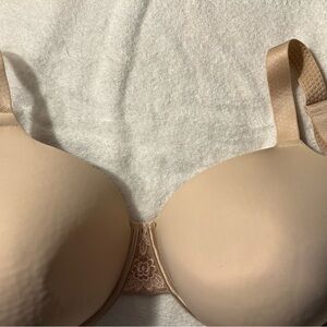 Vanity Fair 42DDD Seamless Nude Bra T-shirt smooth
